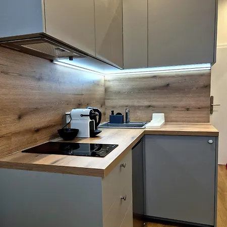 V Srdci Ruzinova Pressburg